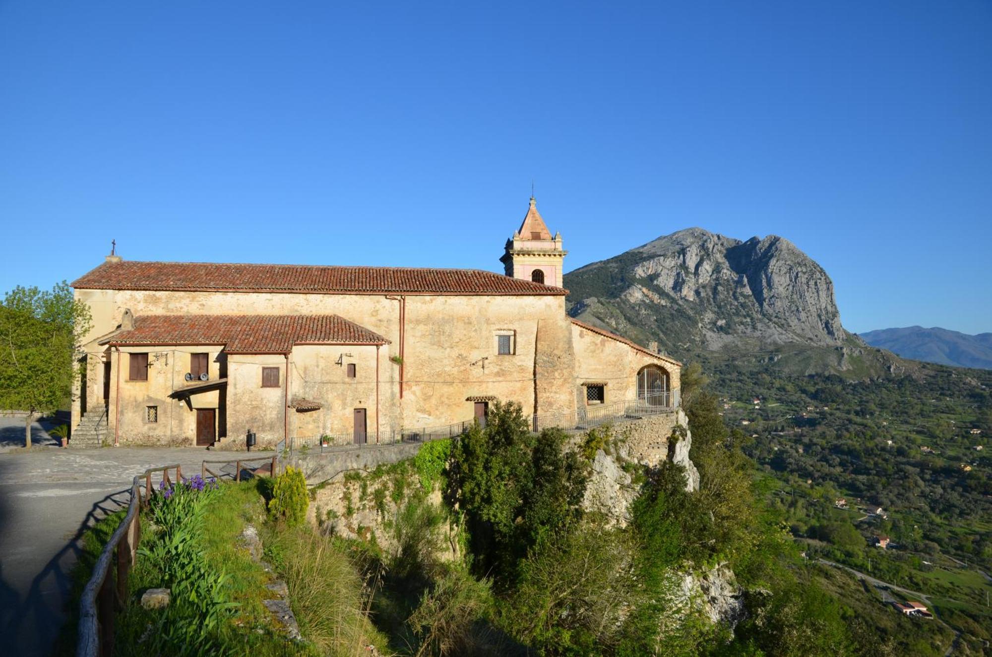 Tre Borghi * San Giovanni a Piro